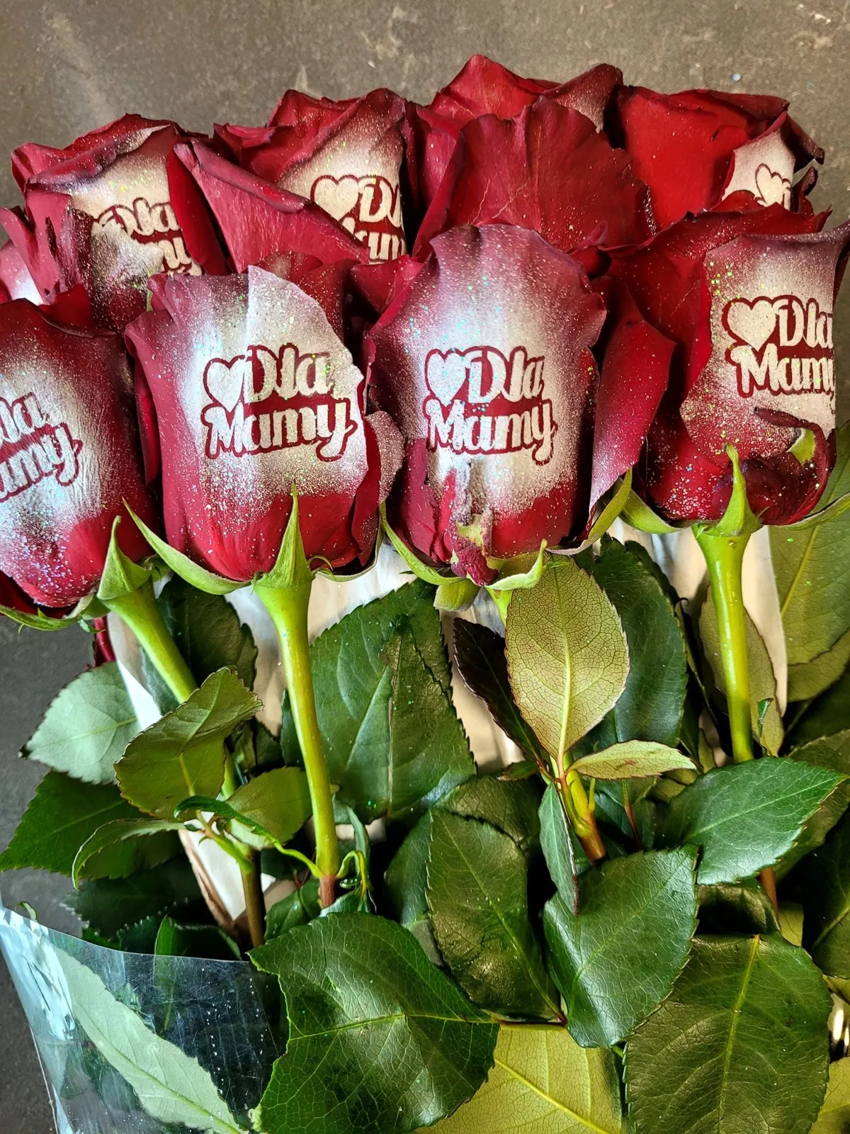 Bukiet czerwonych róż Dla Mamy — kwiaty na Dzień Matki, Bukieteria Gorzów